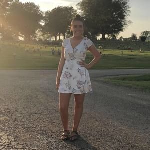 Meet your Posher, Hannah